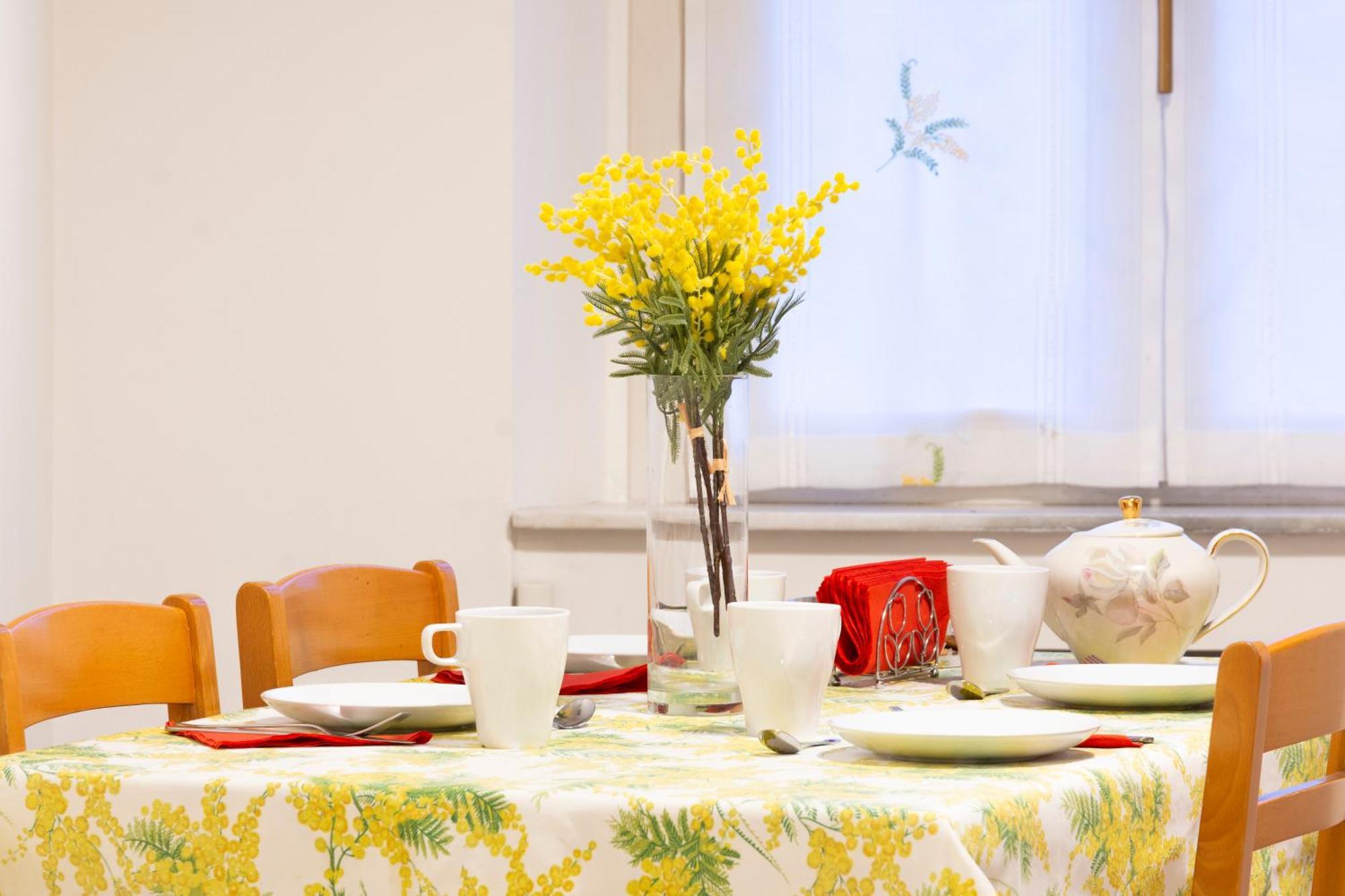 Caseospitali - Casa Mimosa Perfect For Family Or Groups Up To 5 Milano Exterior foto